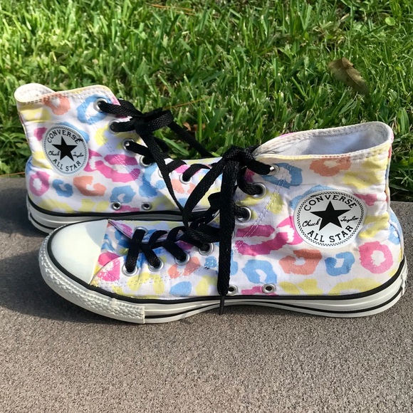 Converse Shoes - Pastel Cheetah All star converse 🌸😃